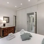 Luxury Flat With Terrace By Historic Center