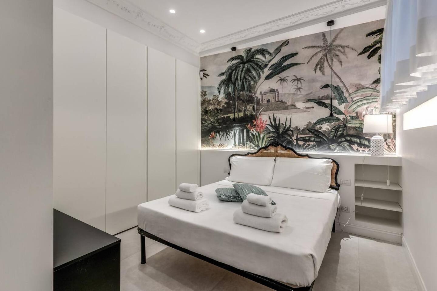 Luxury Flat With Terrace By Historic Center *