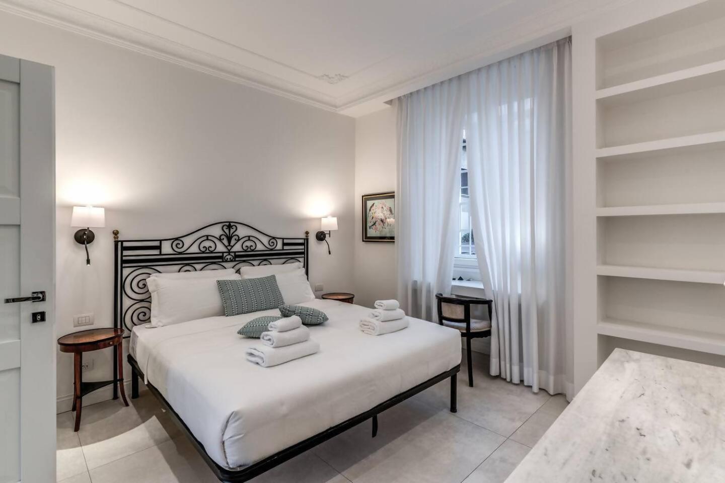 Luxury Flat With Terrace By Historic Center Apartment *