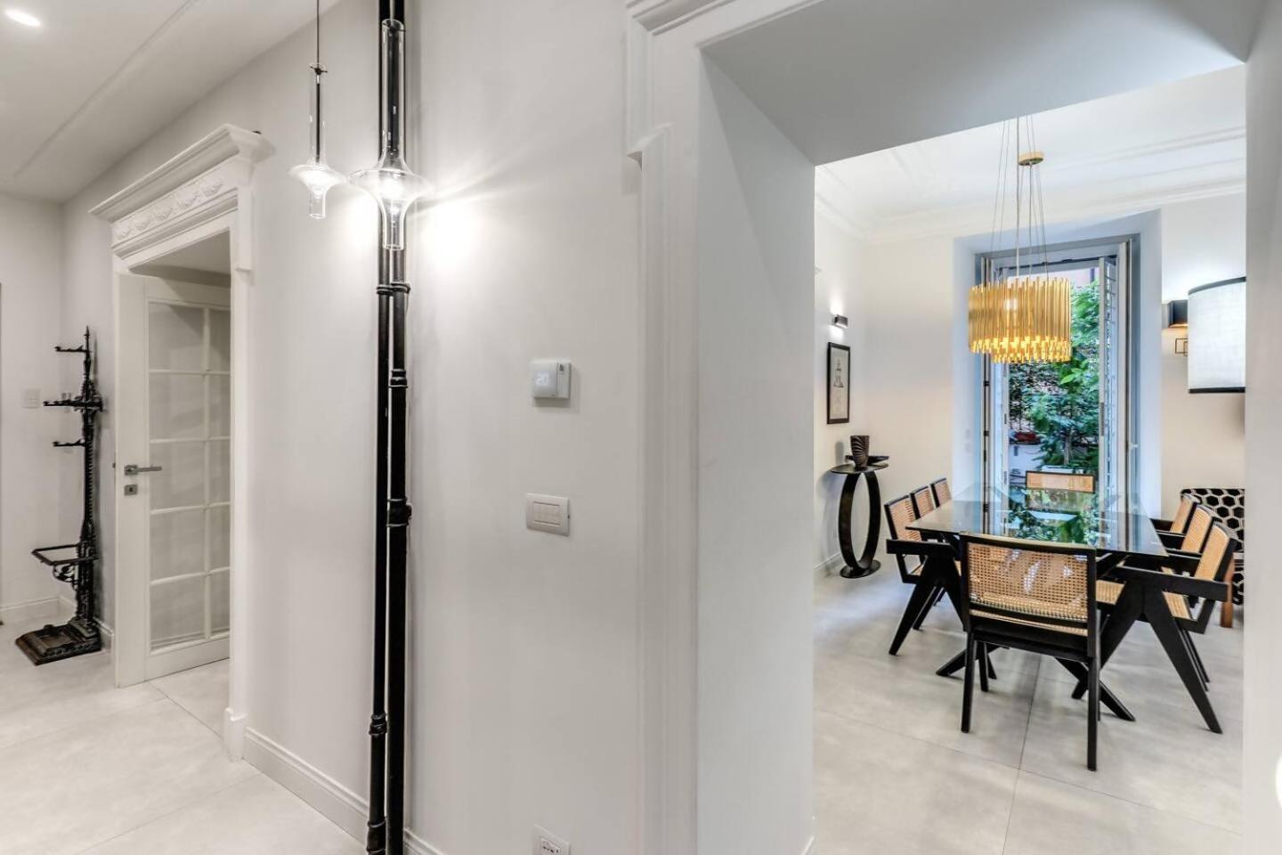 Apartment Luxury Flat With Terrace By Historic Center Rom
